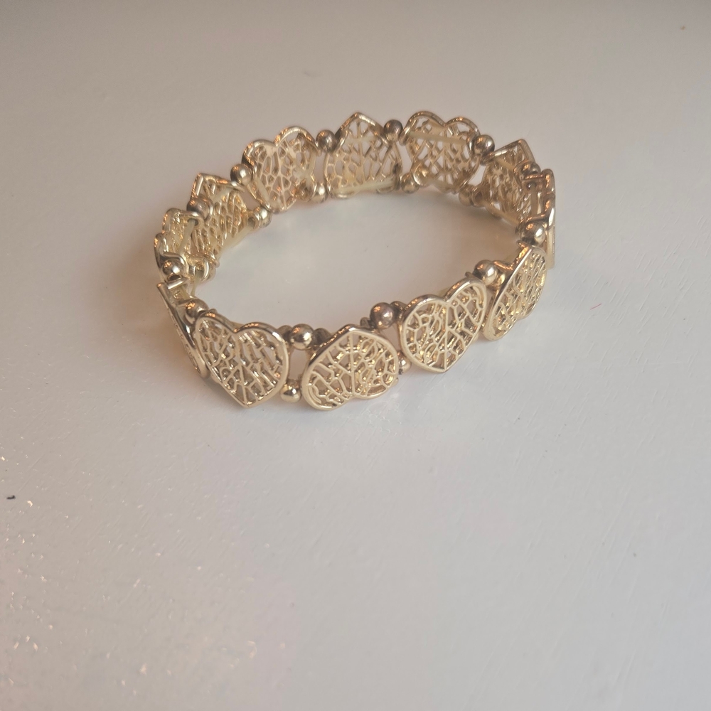 Intricate Gold Heart Bracelet